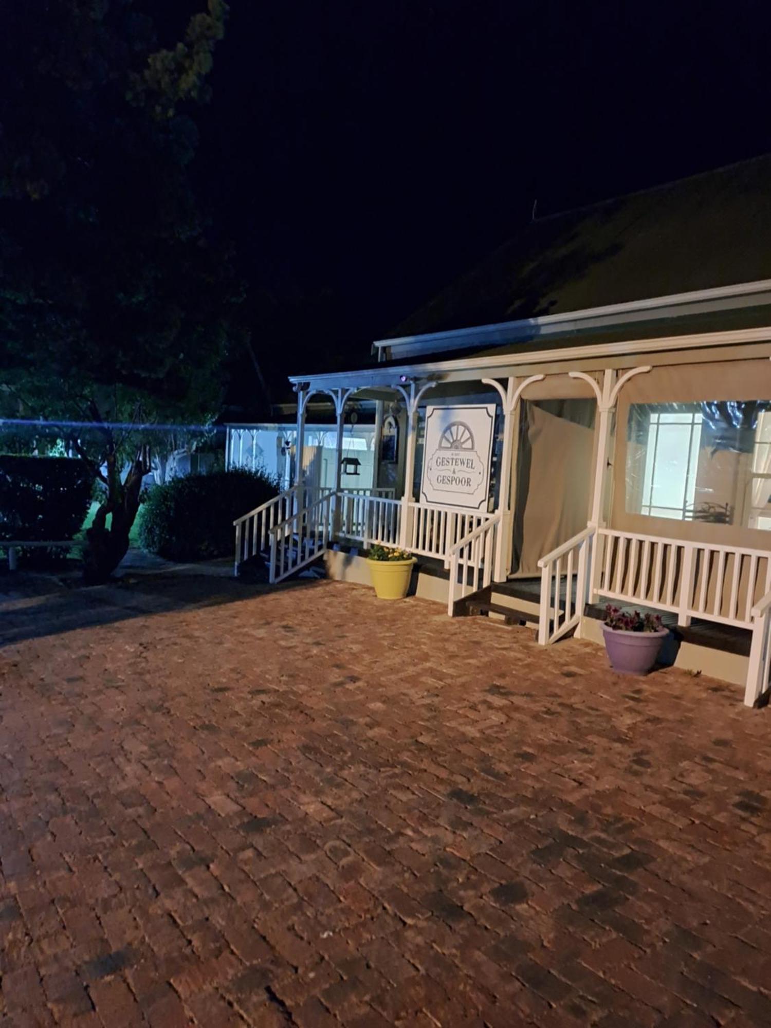Housemartin Lodge & Self Catering De Rust Exterior foto