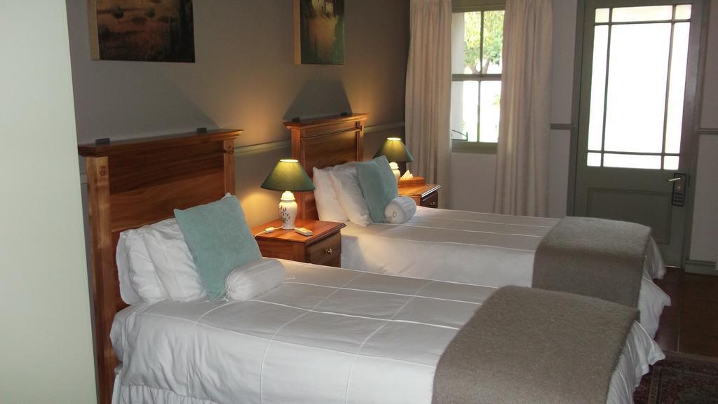 Housemartin Lodge & Self Catering De Rust Exterior foto